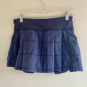 LULULEMON Pace Rival Skirt Blue Stripe Sz 4